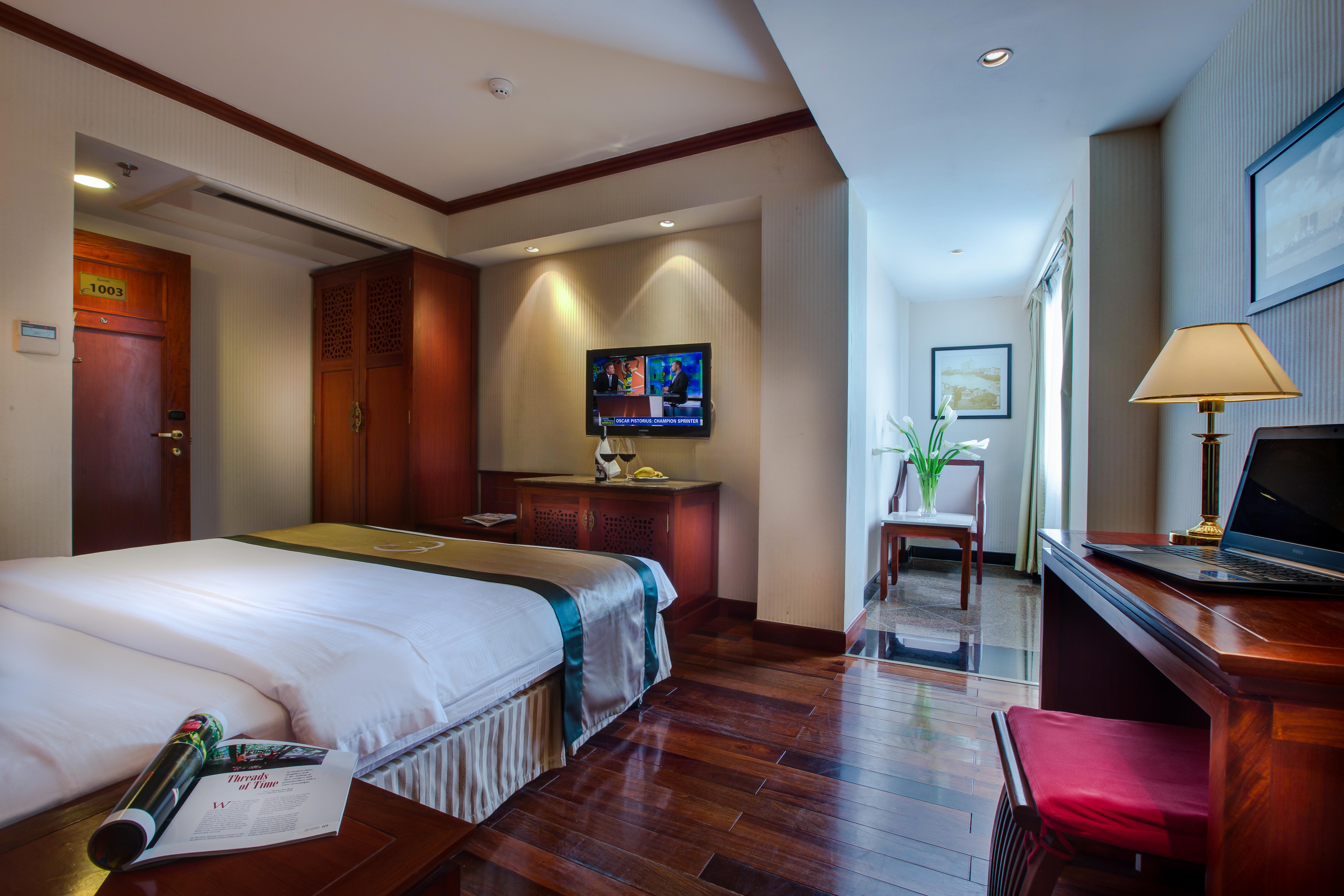 Conifer Boutique Hotel Ханой Екстериор снимка